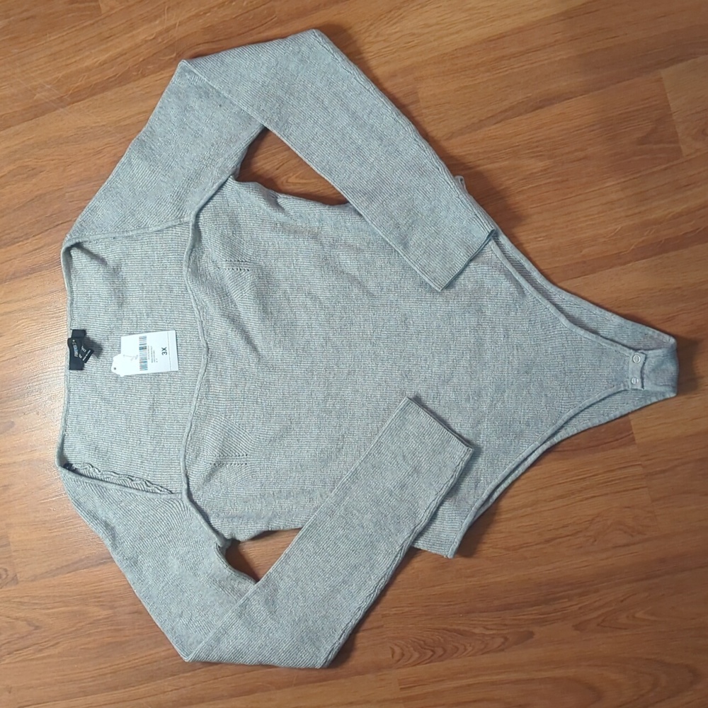 NWT Forever 21 Plus Sweater/ Bodysuit with Sweetheart Neck 3X